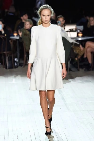 کالکشن مدل لباس زنانه پاییز ۲۰۲۰ مارک جیکوبز
