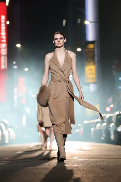 کالکشن مدل لباس زنانه پاییز ۲۰۲۱ مایکل کورس